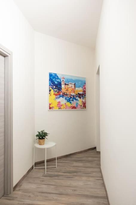 Private Room: The Port Apartment Scirocco Livorno Buitenkant foto